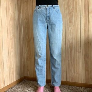 Gloria Vanderbilt Light Wash Straight Leg Jeans